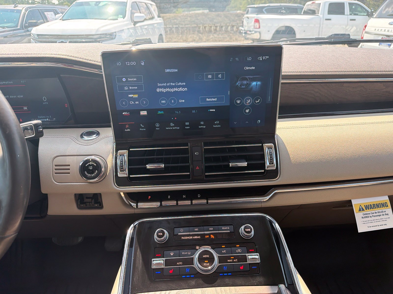 Used 2022 Lincoln Navigator Reserve RWD image 10