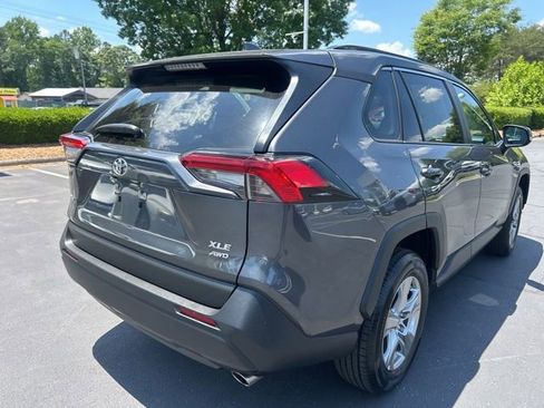 Used 2024 Toyota RAV4 XLE AWD/4WD image 7