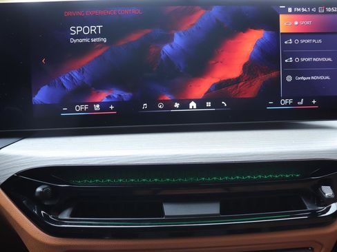 Certified 2025 BMW 430i w/ Premium Package image 41