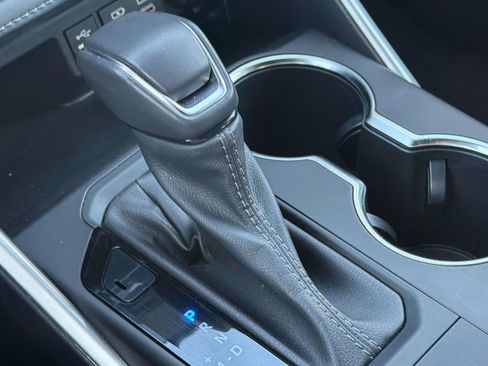 Used 2023 Toyota Highlander XSE image 18