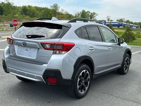 Certified 2023 Subaru Crosstrek 2.0i Premium AWD/4WD image 4