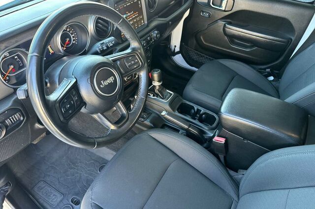 Used 2022 Jeep Wrangler Unlimited Sport AWD/4WD image 7
