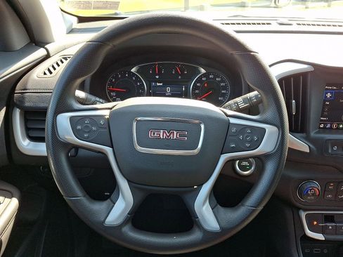 Used 2024 GMC Terrain SLE w/ Driver Convenience Package AWD/4WD image 19