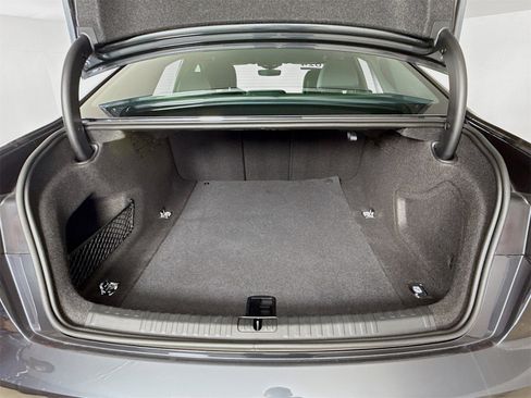 Certified 2025 Audi A6 2.0T Premium image 27