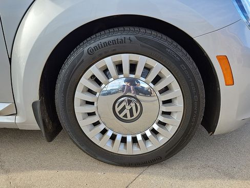 Used 2015 Volkswagen Beetle 1.8T image 7