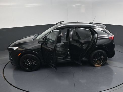 Used 2024 Buick Encore GX Sport Touring FWD image 24
