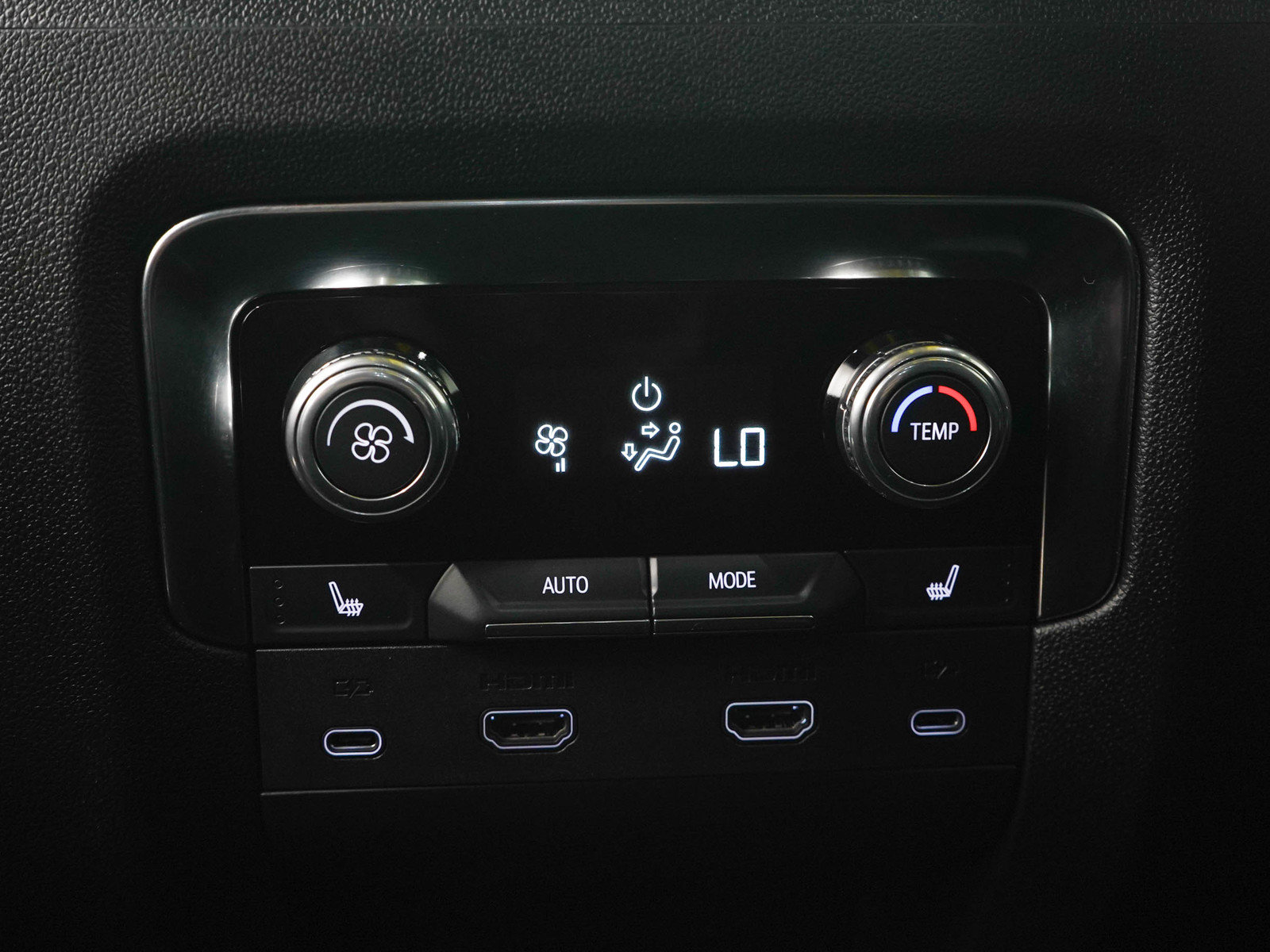 Used 2025 GMC Yukon Denali w/ Denali Reserve Package AWD/4WD image 19