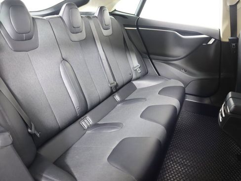 Used 2014 Tesla Model S 60 image 34