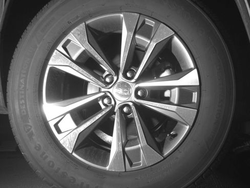 Used 2025 Chevrolet Equinox LT FWD image 15