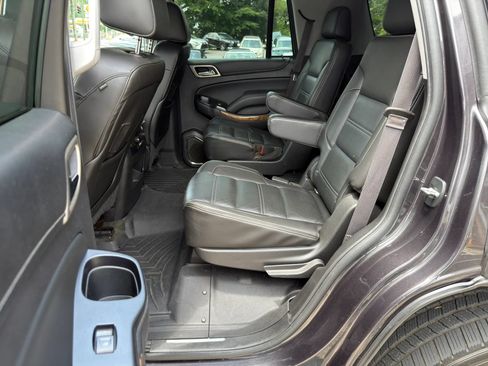 Used 2015 GMC Yukon Denali w/ Premium Package RWD image 18