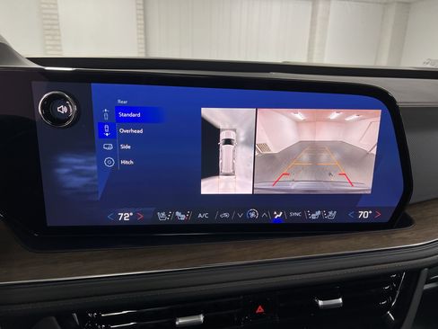 New 2025 Chevrolet Suburban High Country AWD/4WD image 51