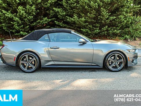 Used 2024 Ford Mustang Premium RWD image 8