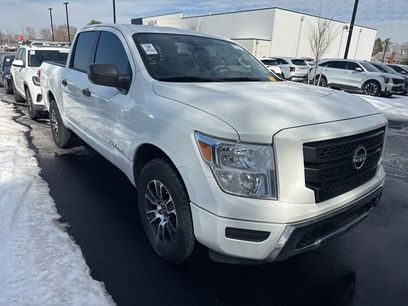 Used 2024 Nissan Titan SV w/ Accessory Utility Package