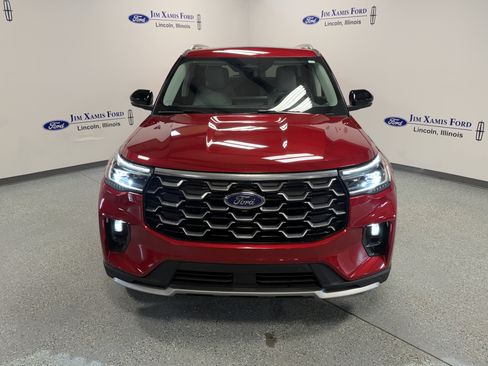 Used 2025 Ford Explorer Platinum w/ LUX Leather Package AWD/4WD image 2