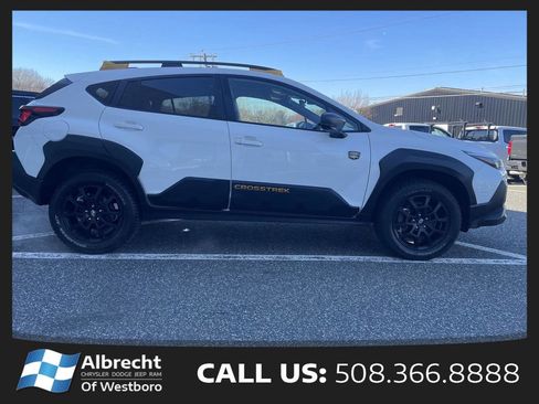 Used 2025 Subaru Crosstrek 2.5i Wilderness AWD/4WD image 6