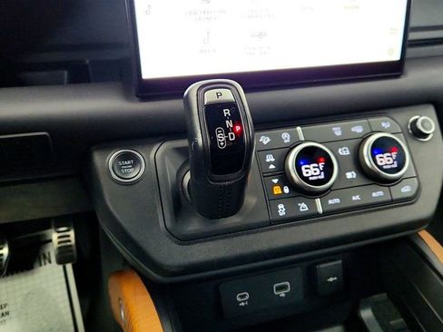 Used 2023 Land Rover Defender 110 X image 17