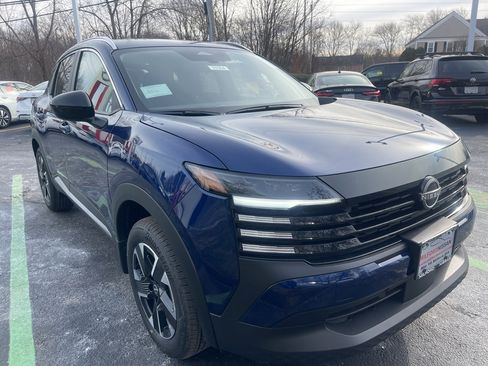 New 2026 Nissan Kicks SV w/ SV Premium Package image 8