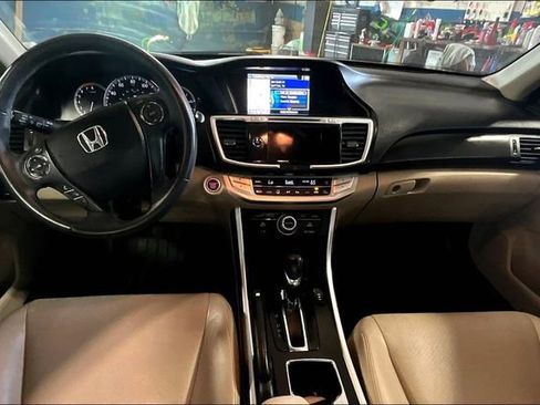 Used 2015 Honda Accord EX-L image 15