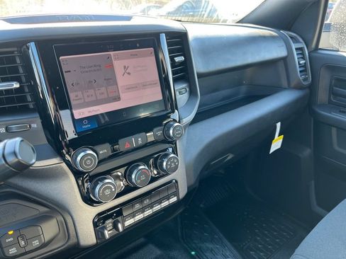 New 2025 RAM 5500 Tradesman AWD/4WD image 18