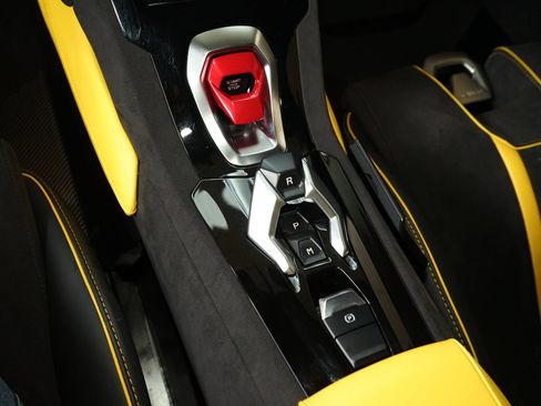 Used 2023 Lamborghini Huracan Tecnica RWD image 21