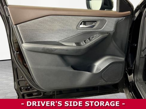 Certified 2023 Nissan Rogue SV FWD image 19