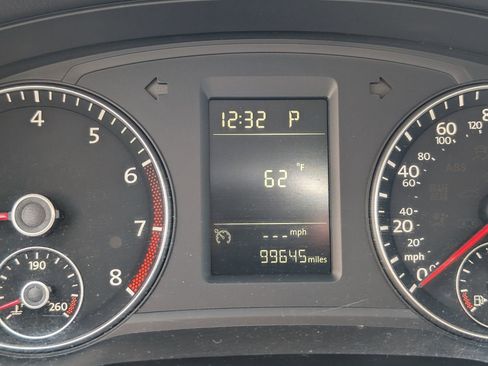 Used 2015 Volkswagen Passat 1.8T Limited Edition image 20