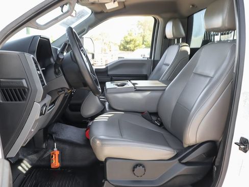 Used 2020 Ford F550 4x4 Regular Cab Super Duty image 24
