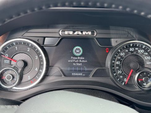Used 2023 RAM 1500 Laramie AWD/4WD image 25