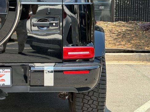 Used 2023 Mercedes-Benz G 550 image 16