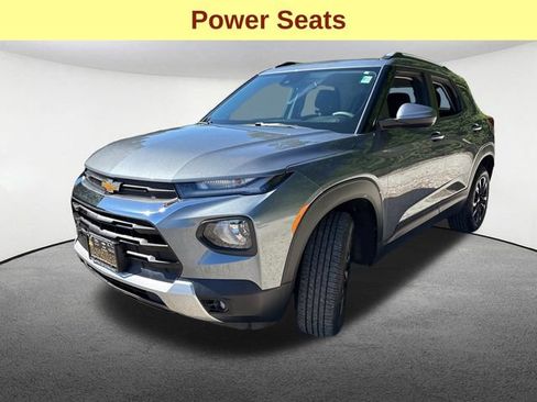 Used 2022 Chevrolet TrailBlazer LT AWD/4WD image 5