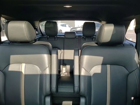 Certified 2025 MAZDA CX-90 3.3 Turbo w/ Premium Plus Pkg image 24