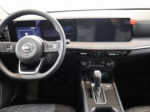New 2026 Nissan Kicks SV w/ Cold Weather Package AWD/4WD image 13