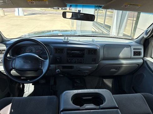 Used 2002 Ford F250 XLT AWD/4WD image 14