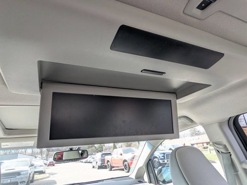 Used 2013 Toyota Sienna Limited w/ Premium Pkg image 30