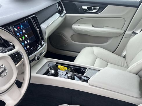 Certified 2024 Volvo V60 B5 Cross Country Plus image 19