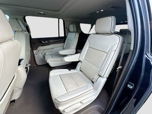 Used 2023 GMC Yukon XL Denali image 26
