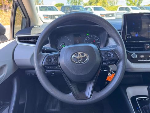 Used 2024 Toyota Corolla LE FWD image 21