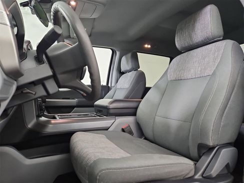 Used 2023 Ford F150 XLT w/ Trailer Tow Package image 16