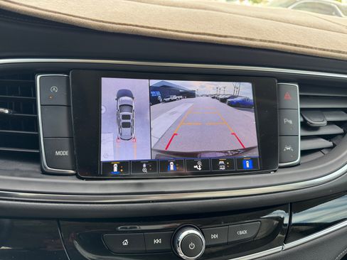 Used 2024 Buick Enclave Avenir w/ Avenir Technology Package image 27