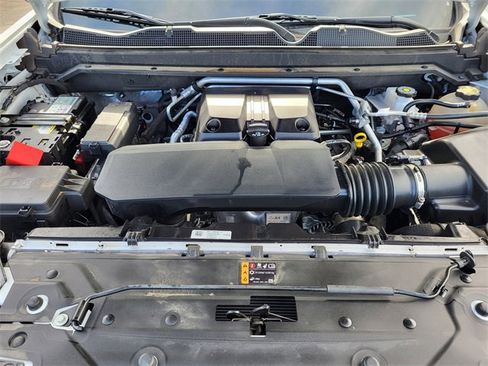 Used 2023 Chevrolet Colorado LT w/ LT Convenience Package image 24