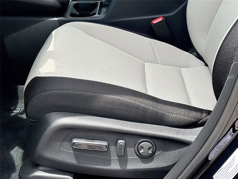 Certified 2026 Honda CR-V EX image 21