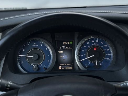 Used 2019 Toyota Sienna XLE image 31