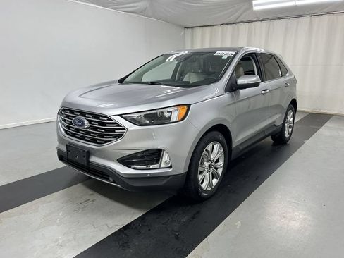 Used 2023 Ford Edge Titanium w/ Cargo Accessory Package AWD/4WD image 5