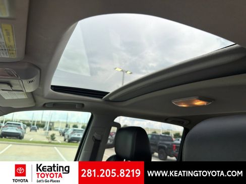Used 2019 Toyota Tundra Platinum AWD/4WD image 17