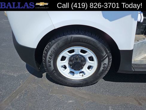 Used 2024 Chevrolet Brightdrop 600 AWD/4WD image 30