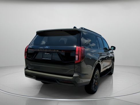 Used 2025 Ford Expedition Tremor AWD/4WD image 28
