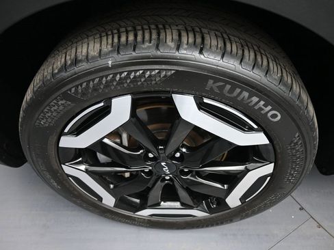 Certified 2023 Kia Telluride S image 14