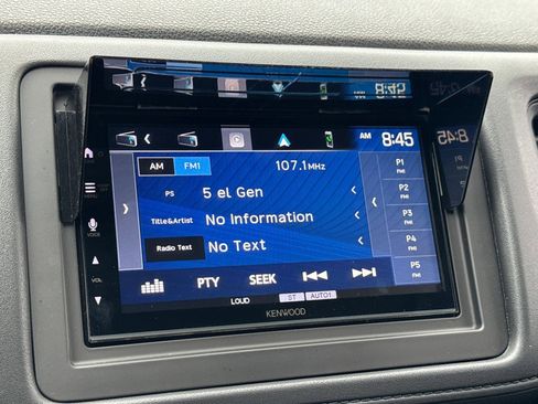 Used 2018 Honda HR-V LX image 22