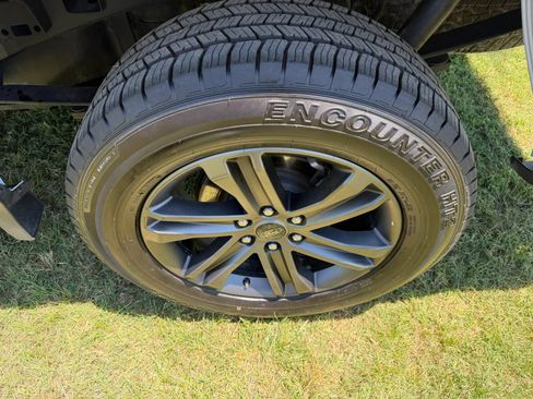 Used 2022 Ford F150 XLT w/ Equipment Group 302A High AWD/4WD image 8