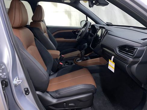 New 2025 Subaru Forester Touring image 11